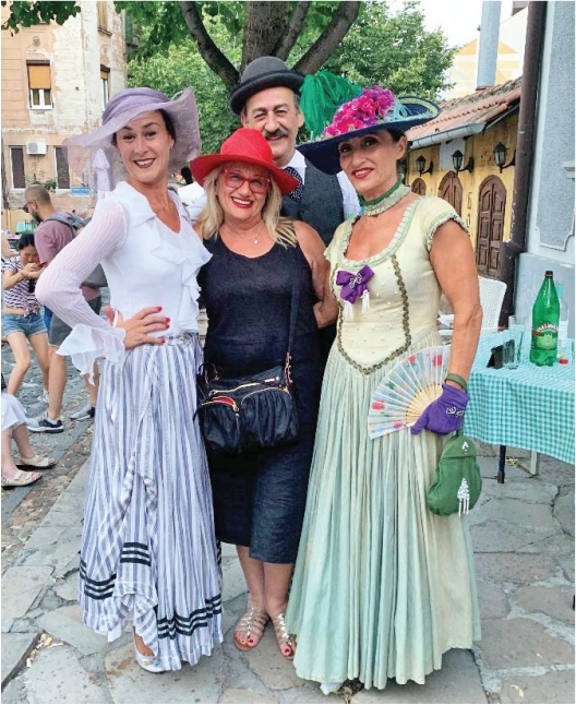 OGLEDALO će u septembru proslaviti punoletstvo