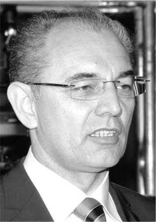  PROF. DR DEJAN ILIĆ,