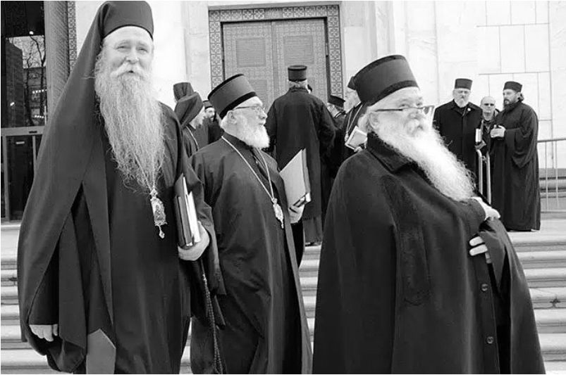 KO SVE VRŠI PRITISAK NA IZABRANOG MITROPOLITA JOANIKIJA